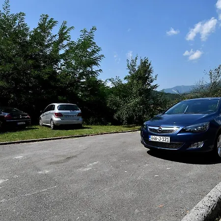 Villa Keep Calm Edition